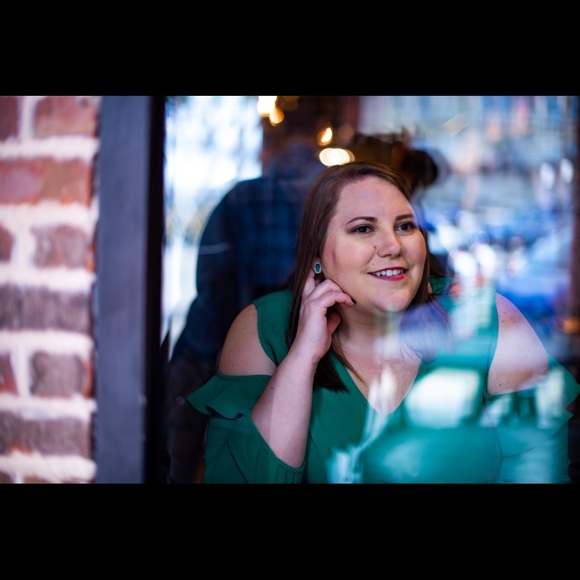 Meet your Posher, Samantha - Picture 2 of 4